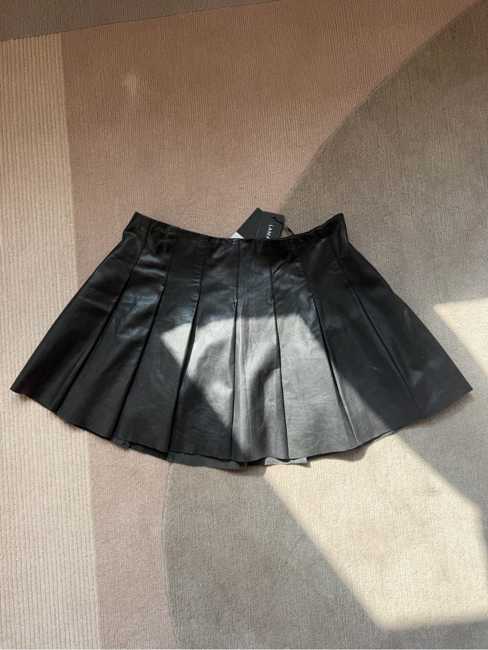 Lamarque Black Leather Pleated Skater Skirt - Picture 3 of 4